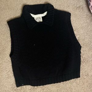 Sweater vest